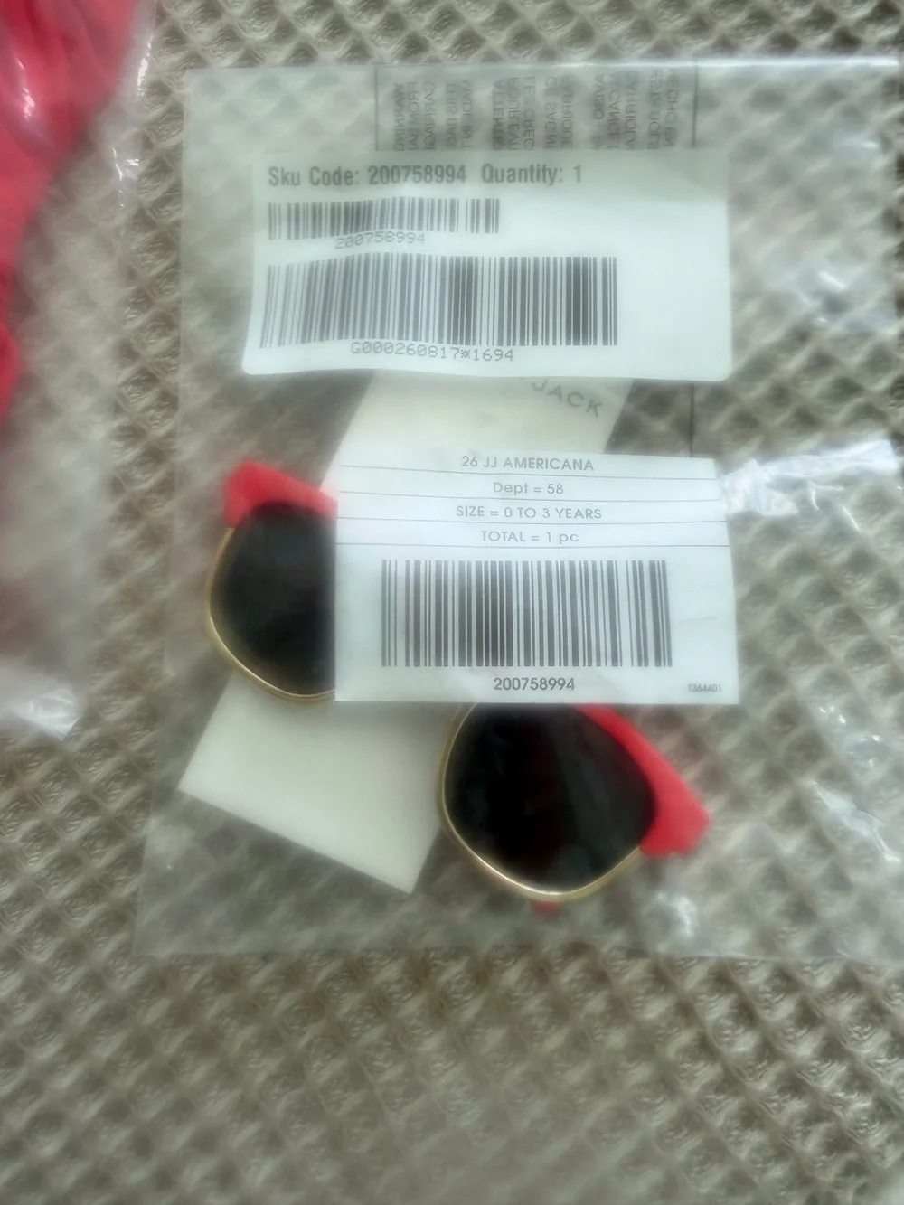 Jeanie and Jack 0 to 3 years red sunglasses NWT